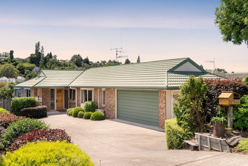 137 Cheyne Road, Pyes Pa, Tauranga - Carousel 1