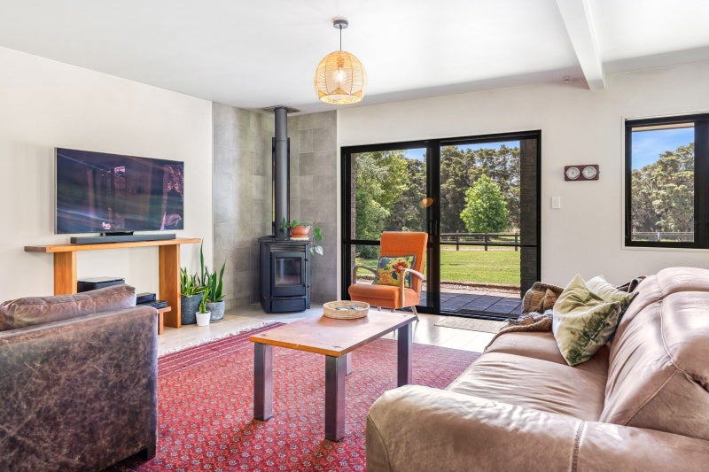 19 Revelry Lane, Whangarei - Carousel 2