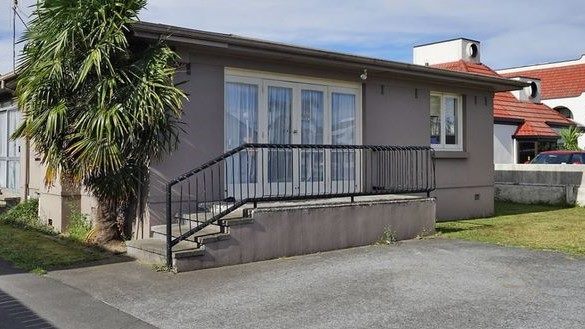 1/294 Ulster Street, Whitiora, Hamilton - Carousel 1