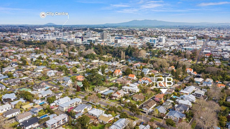 2/11A Union Street, Claudelands, Hamilton - Carousel 12