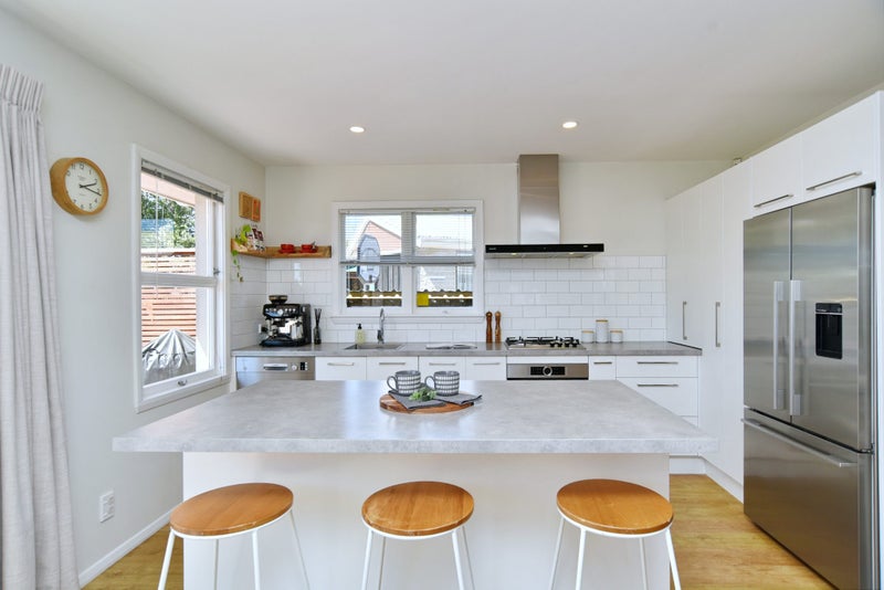 18 Kingrove Street, Bishopdale, Christchurch - Carousel 2