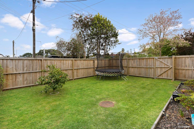 2/34 Stanley Avenue, Milford, Auckland - Carousel 2
