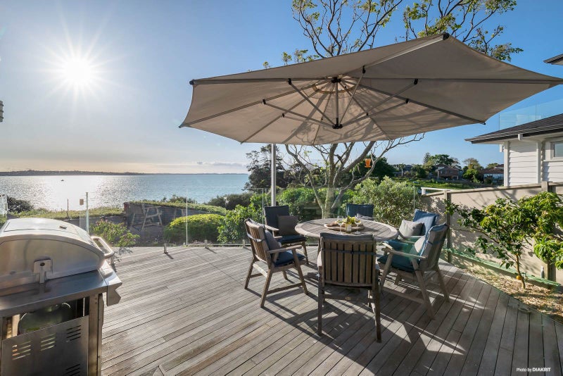 65 Pine Harbour Parade, Beachlands, Auckland - Carousel 1