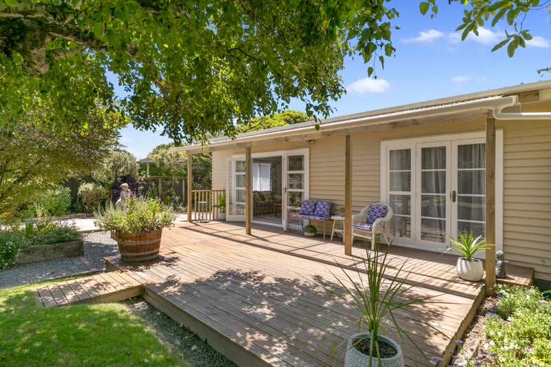 74 Main Road, Wainuiomata, Lower Hutt - Carousel 2