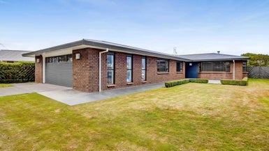 74 Rata Street, Hawera - Carousel 1