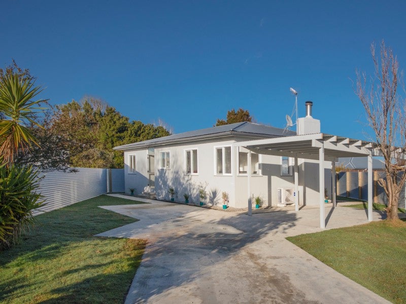 21 Windsor Street, Terrace End, Palmerston North - Carousel 1