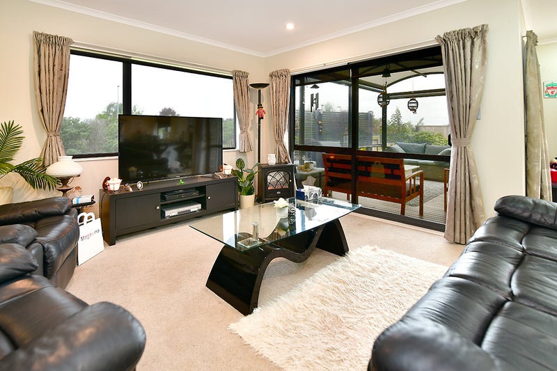13 Omana Avenue, Helensville - Carousel 2
