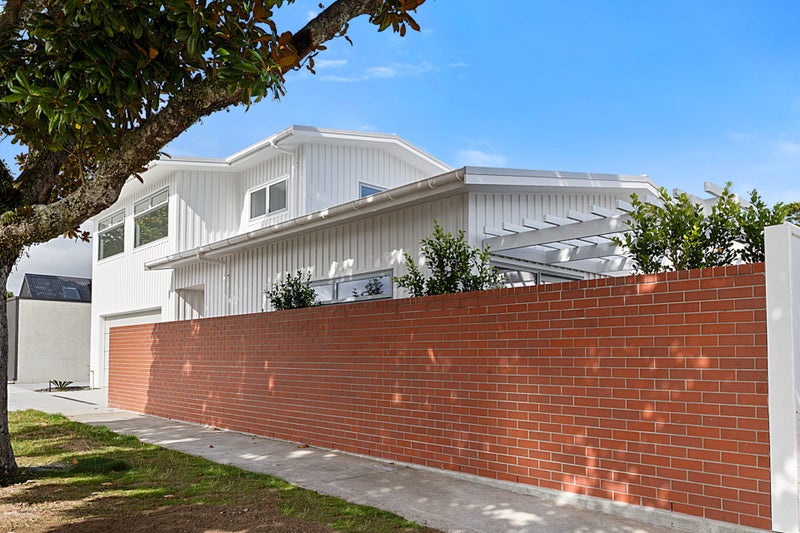 16 Clinton Street, Fitzroy, New Plymouth - Carousel 20