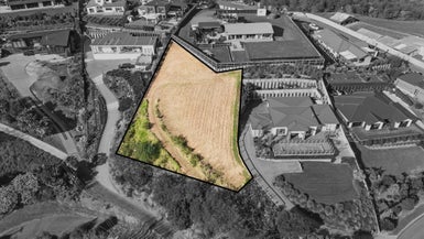 2 Ranginui Loop Road, Welcome Bay, Tauranga - Carousel 1