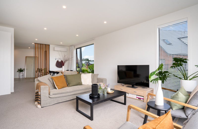 10 Garland Lane, Leamington, Cambridge - Carousel 1