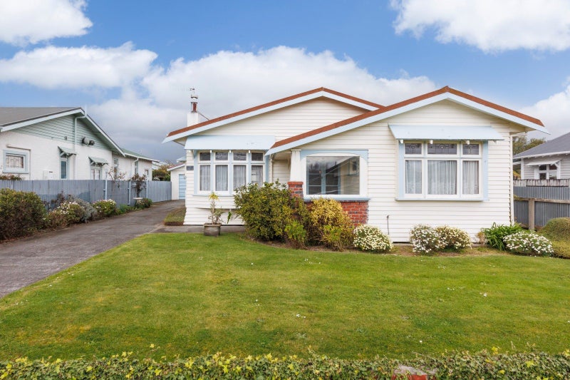 35 Miro Street, Takaro, Palmerston North - Carousel 2