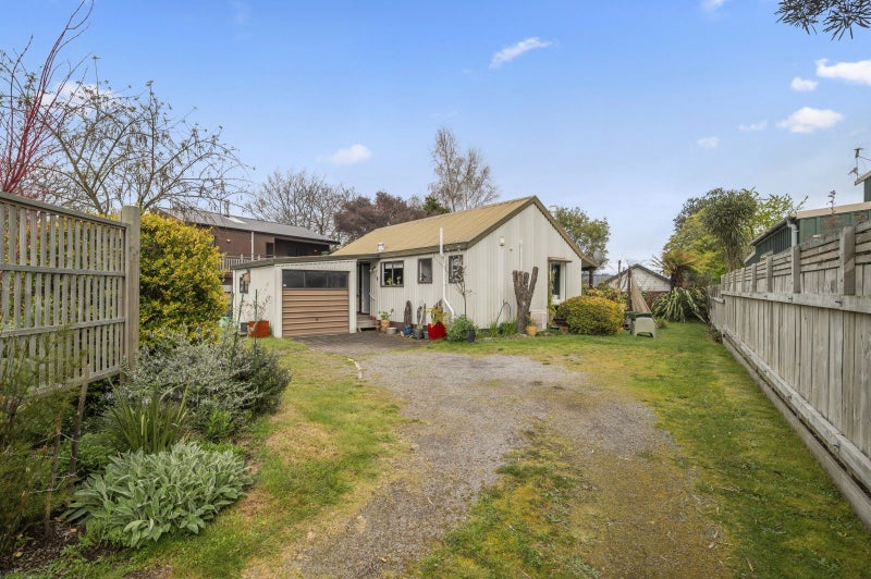 2/7 Kereru Street, Two Mile Bay, Taupō - Carousel 1