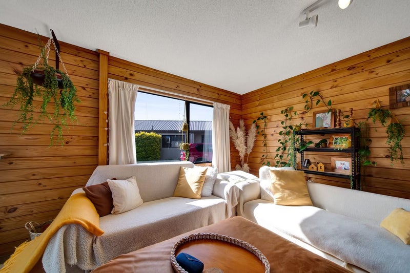 4/99 Mangorei Road, Merrilands, New Plymouth - Carousel 1
