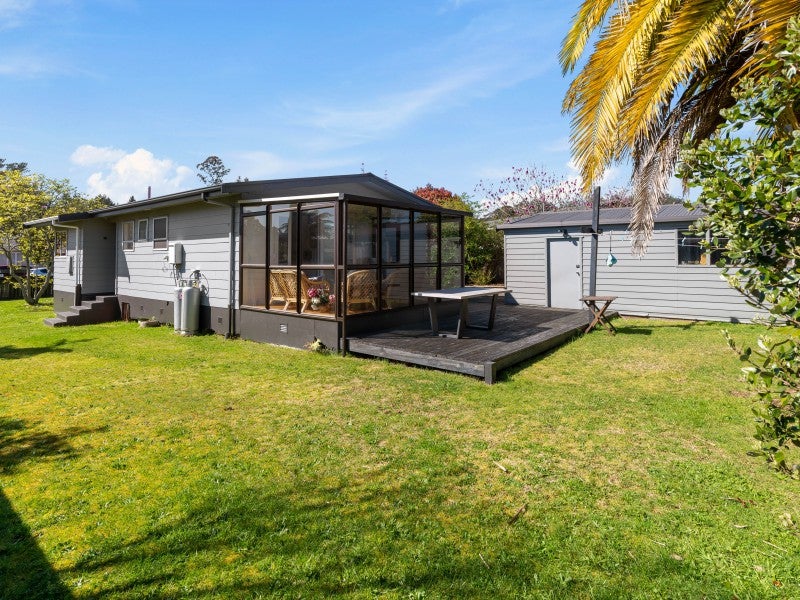 18 Mcintyre Avenue, Fenton Park, Rotorua - Carousel 19