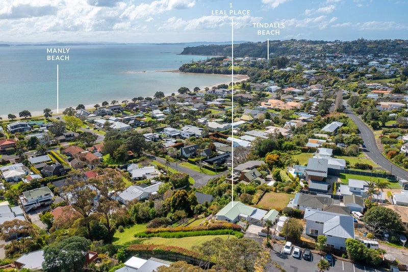 1 Leal Place, Manly, Whangaparaoa - Carousel 2