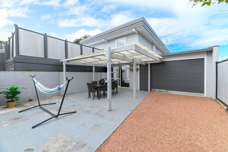 43 Knightsbridge Drive, Forrest Hill, Auckland - Carousel 14