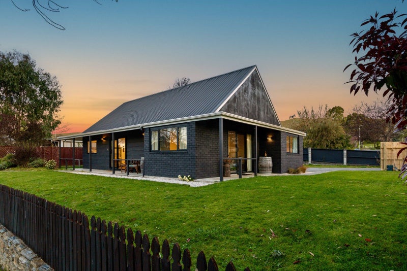 2 Morrington Terrace, Witherlea, Blenheim - Carousel 2