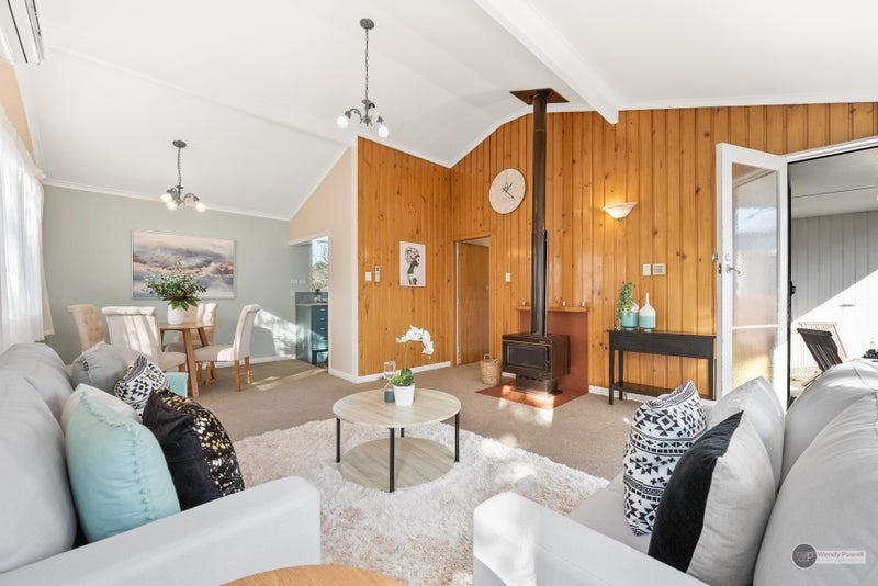 34 Victoria Street, Alicetown, Lower Hutt - Carousel 1