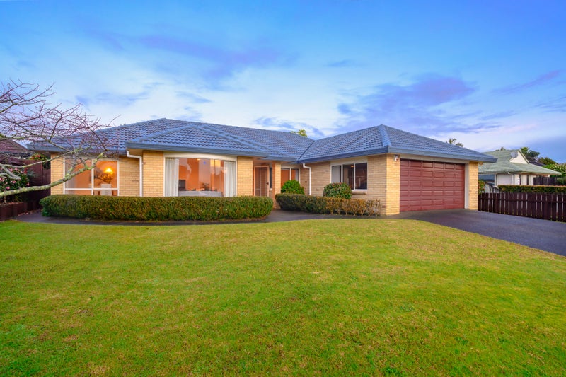 23 BALLYCULLANIE Place, Dannemora, Manukau - Carousel 1