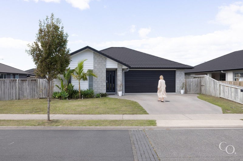 47 Dunkeld Drive, Papamoa - Carousel 21