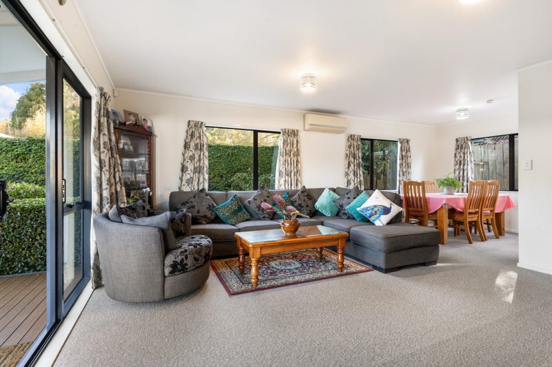 69A Rockfield Road, Penrose, Auckland - Carousel 1