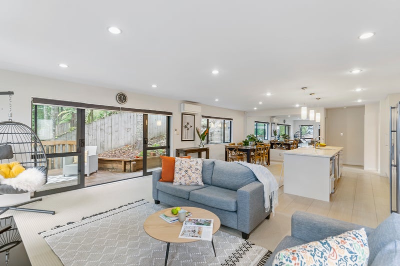 85C Carlton Street, Hillsborough, Auckland - Carousel 1