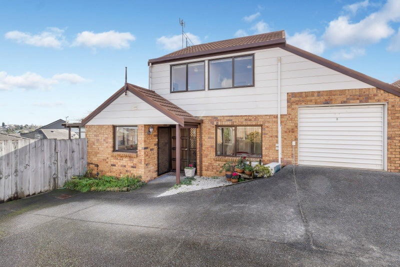 3/59 Cook Street, Howick, Auckland - Carousel 1