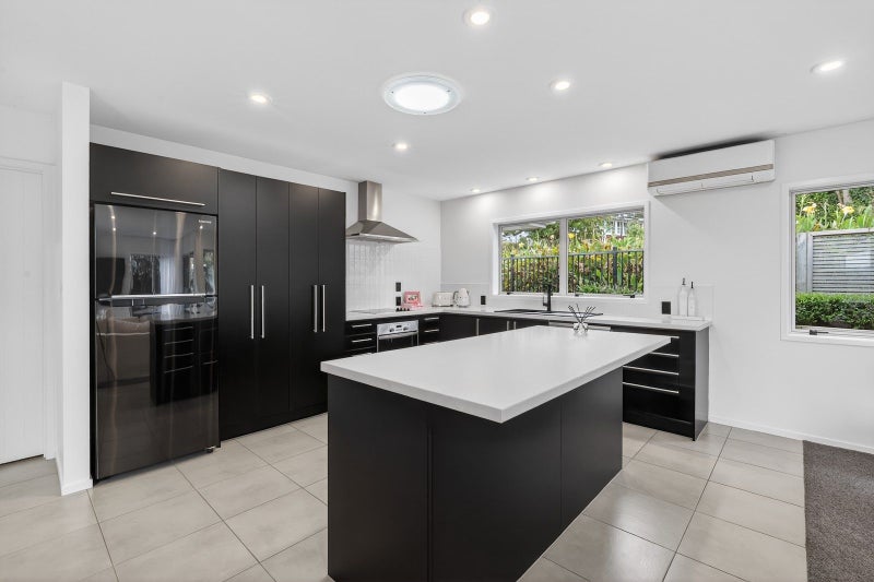 5A Simmonds Grove, Greerton, Tauranga - Carousel 2