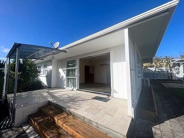 4 Hawea Place, Tikipunga, Whangarei - Carousel 1