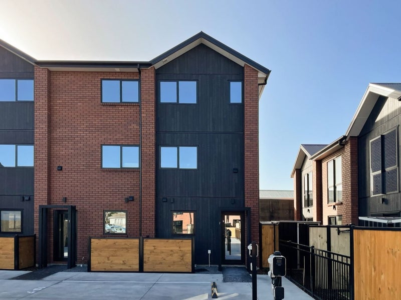 14/7 Spencer Street, Addington, Christchurch - Carousel 1