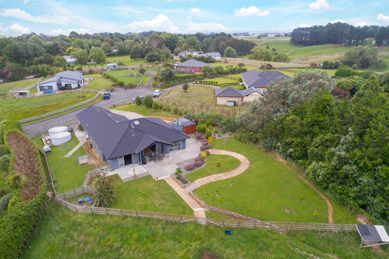 138 Greer Court, Bunnythorpe, Palmerston North - Carousel 37