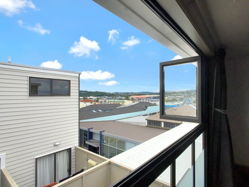 11/45 Childers Terrace, Kilbirnie, Wellington - Carousel 2