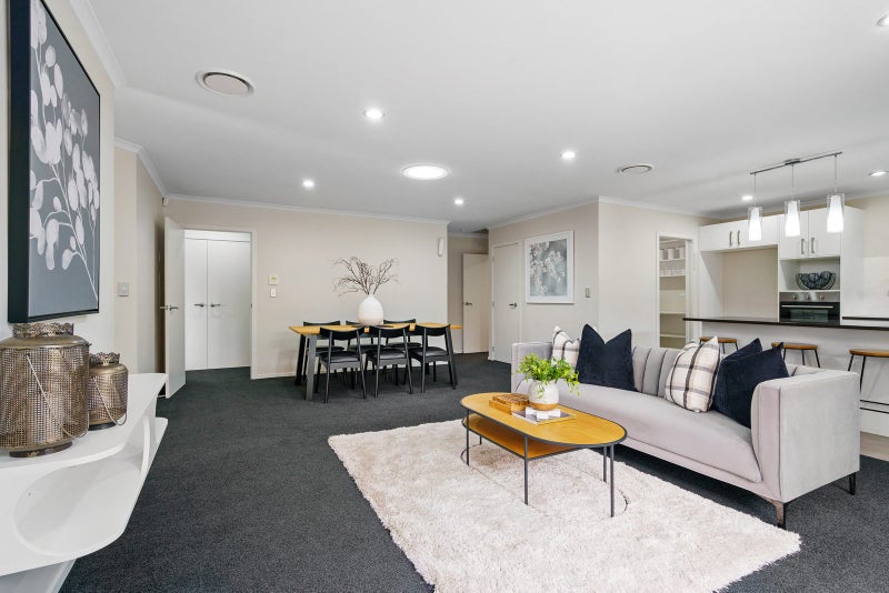 44 Alpers Ridge, Leamington, Cambridge - Carousel 2