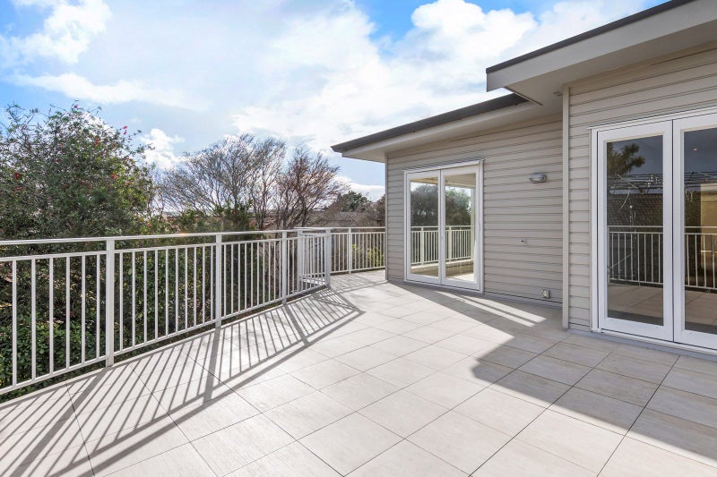 33D Dudley Road, Mission Bay, Auckland - Carousel 3