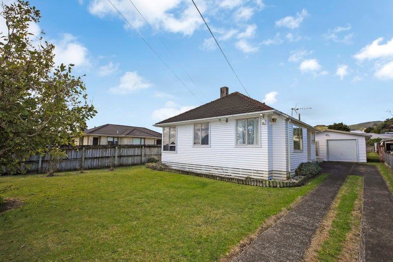33 Taylor Avenue, Paeroa, Paeroa - Carousel 2