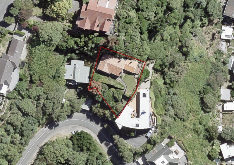 81 Awa Road, Seatoun, Wellington - Carousel 16