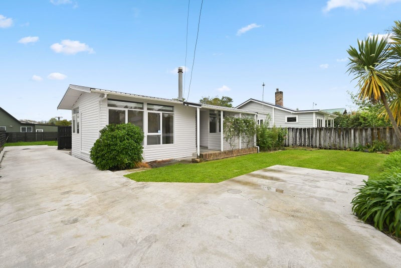 21A Bettina Road, Fairfield, Hamilton - Carousel 1