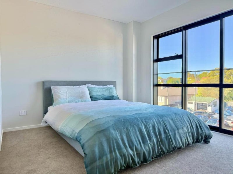 7/1B Egremont Street, Belmont, Auckland - Carousel 32