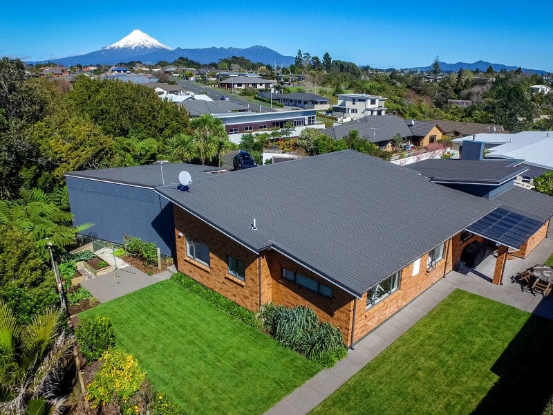 192B Heta Road, Highlands Park, New Plymouth - Carousel 1
