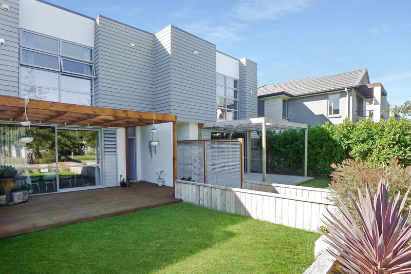 11 Kauri Drive, Takanini, Auckland - Carousel 1