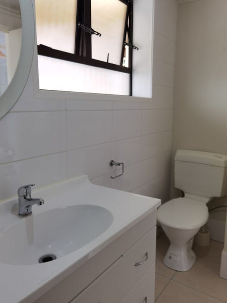 17 Centorian Drive, Windsor Park, Auckland - Carousel 14