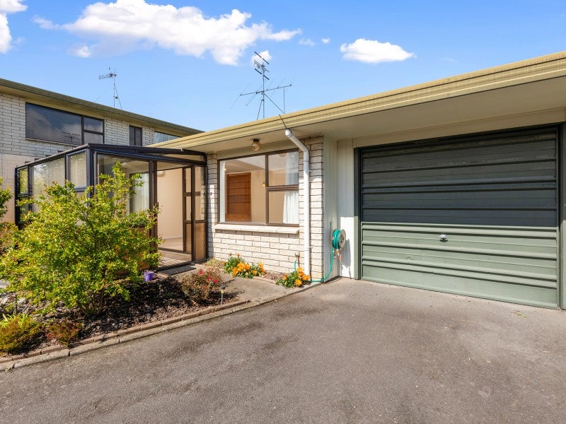 124B Edgecumbe Road, Tauranga South, Tauranga - Carousel 1