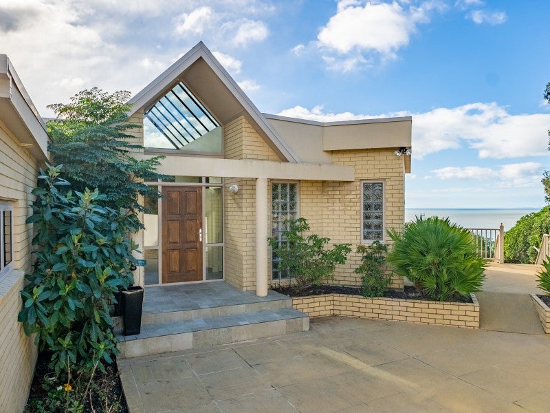 10 Bayview Heights, Kaiteriteri - Carousel 1