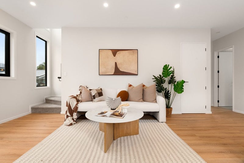 51 Gordon Avenue, Forrest Hill, Auckland - Carousel 2