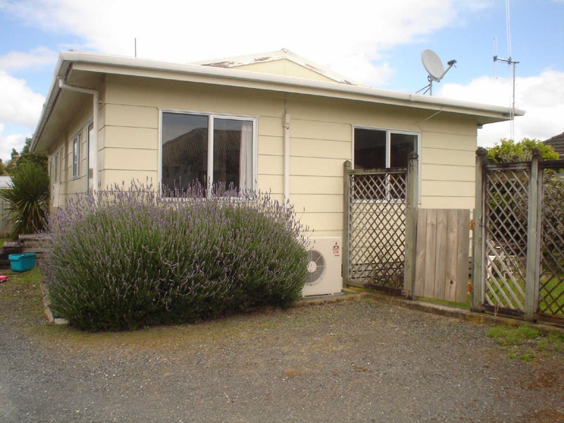 37 Banbury Crescent, Fairfield, Hamilton - Carousel 1