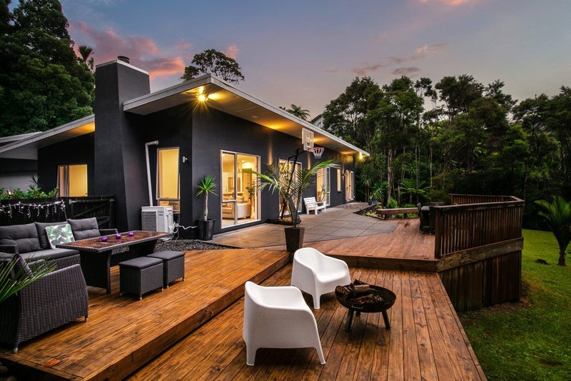 20 Bendalls Lane, Oratia, Auckland - Carousel 1