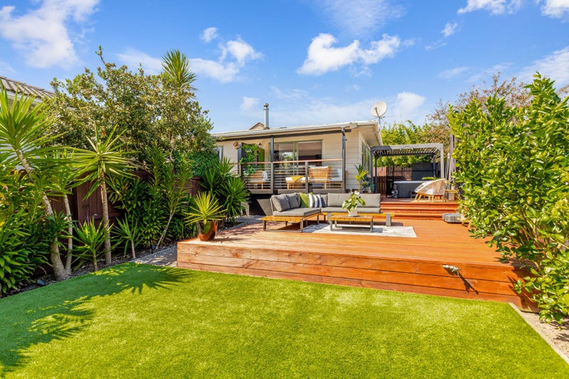 1 Mayer Place, Ranui, Auckland - Carousel 2