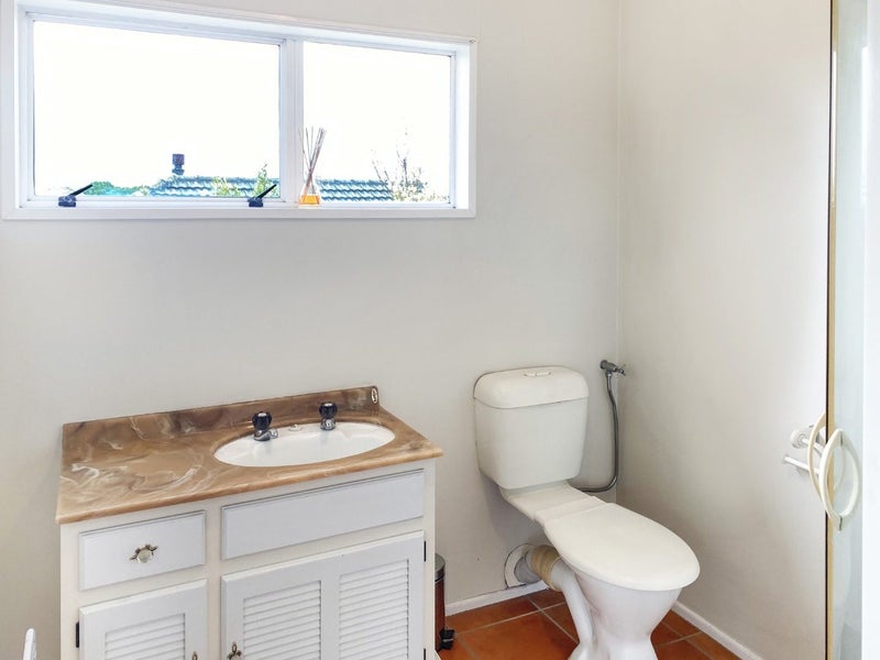 5 Clarevale Street, Burwood, Christchurch - Carousel 14