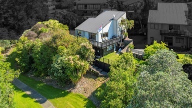 18A Rapallo Place, Farm Cove, Auckland - Carousel 1