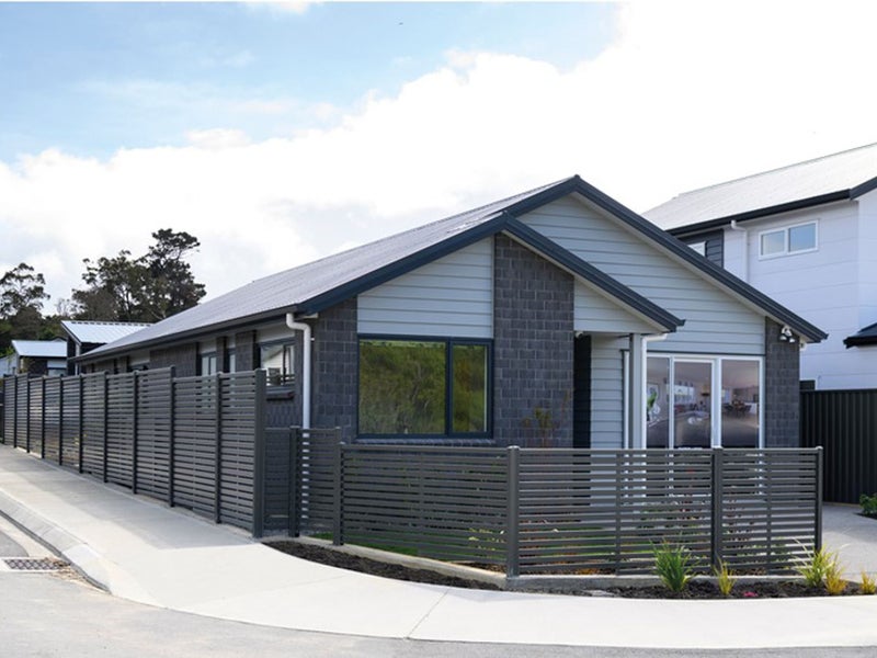 44 Pateke Drive, Kenepuru, Porirua - Carousel 1